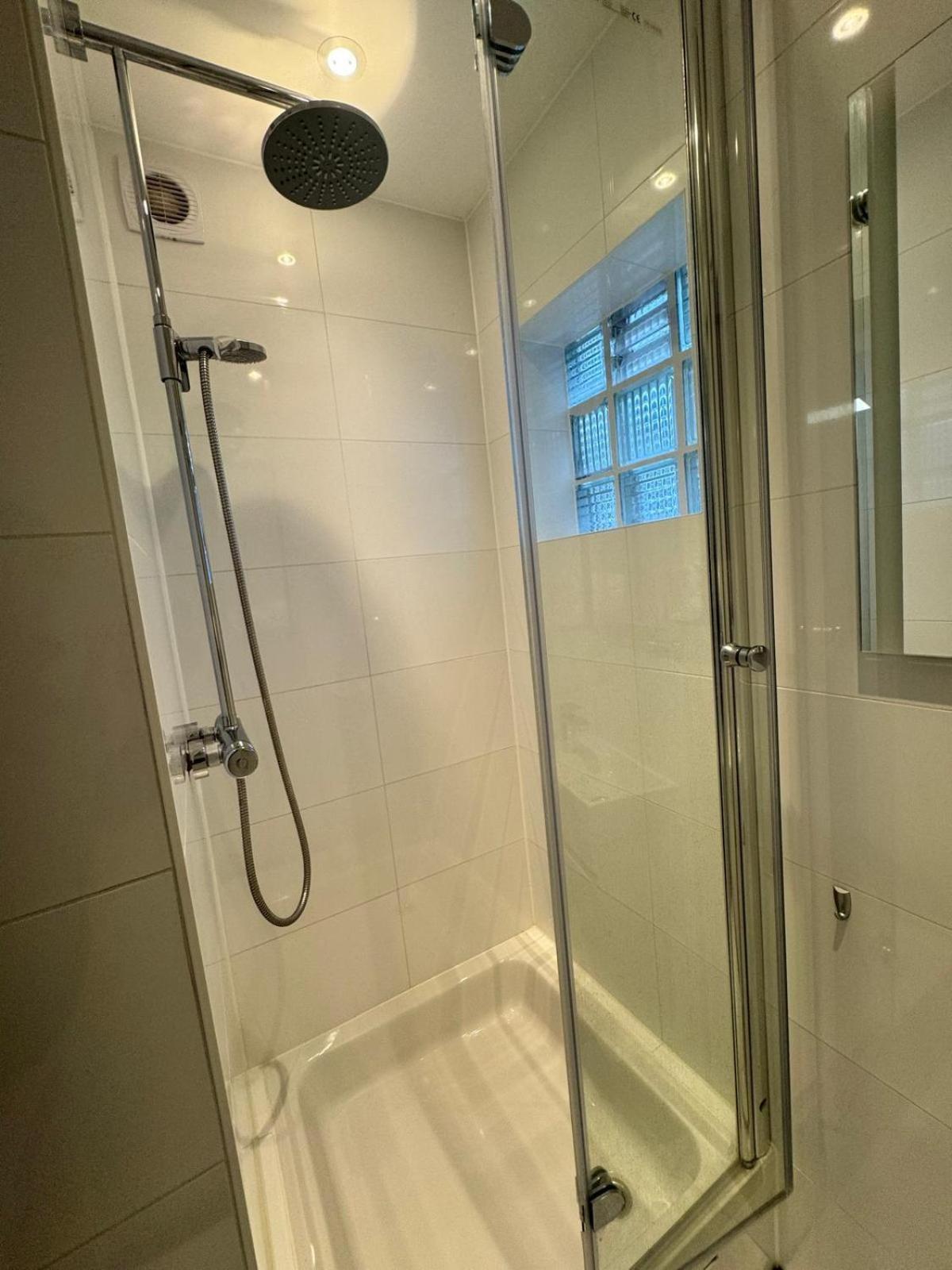 2 Bedroom Apartment 1 Floor In Blankenberge Vrijheidstraat 3 Ngoại thất bức ảnh